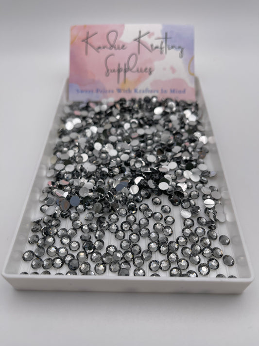 Black Diamond Resin Rhinestones